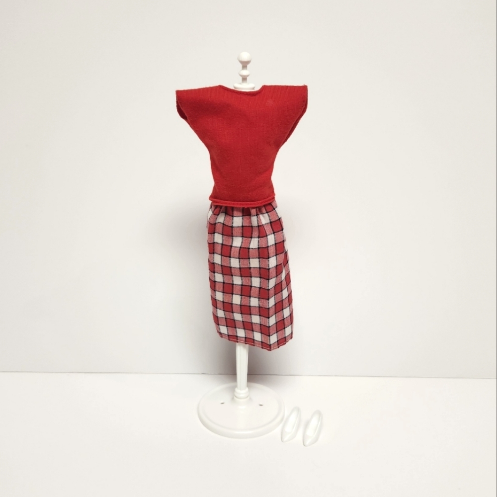 2/$24  1985 Barbie Active "B" Fashions